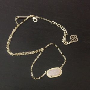 Kendra Scott Pendant Necklace!!